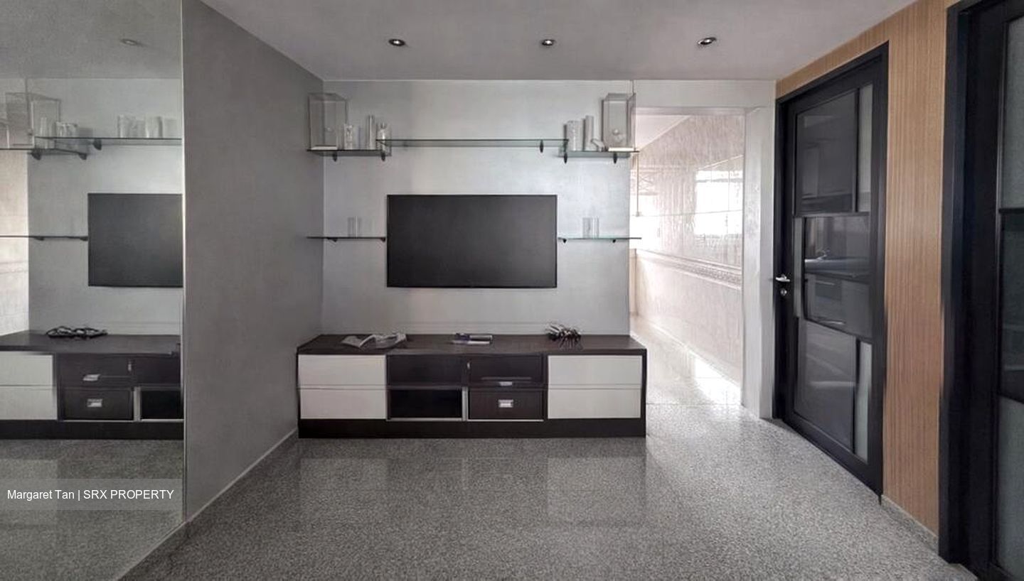 Blk 22 Bukit Ho Swee Court (Bukit Merah), HDB 3 Rooms #525287921